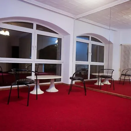 Business & Travel Apartment *